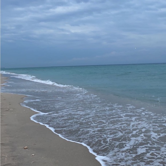 Meet your Posher, Lindsay - Picture 1 of 1